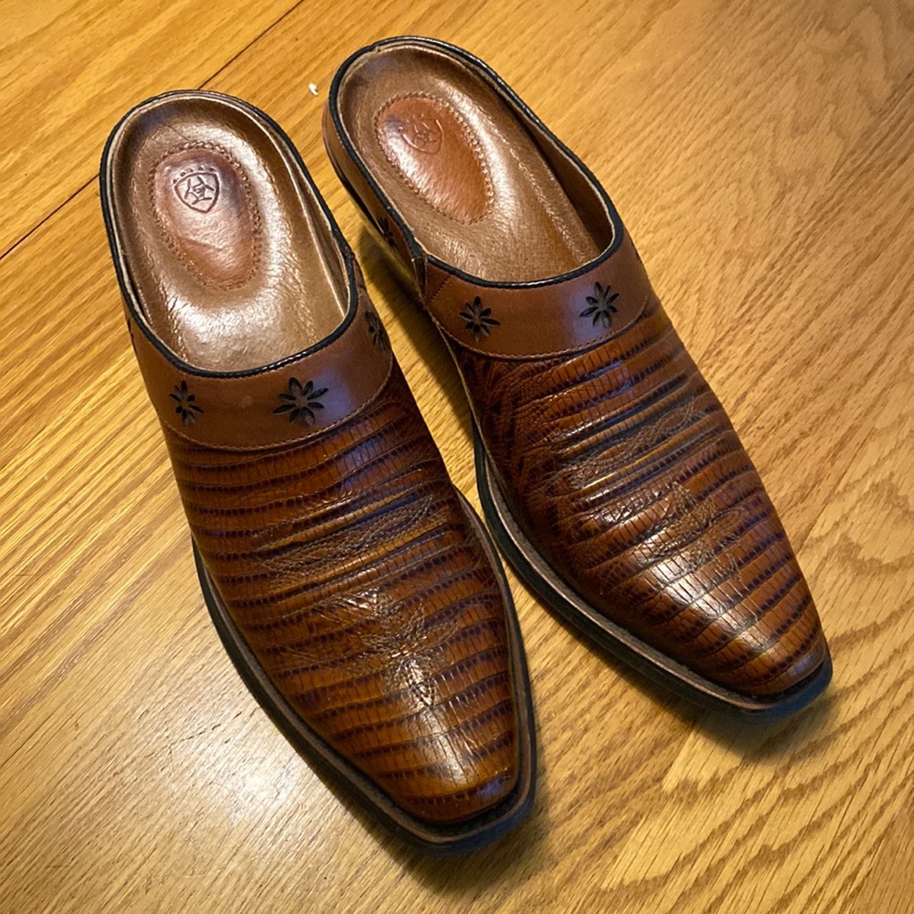 Ariat mules style# 13397 western mules clogs